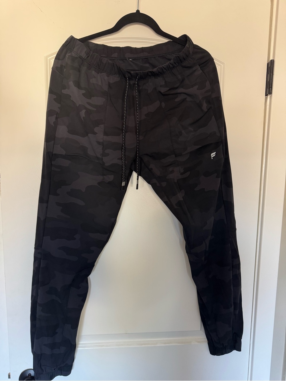 Fabletics Men's Black Charcoal Camo Joggers